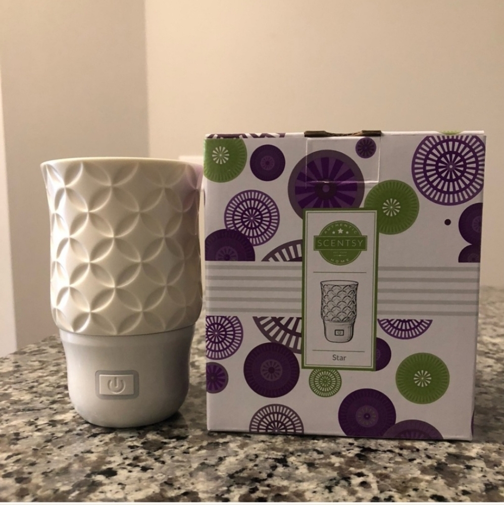Scentsy White Star Fan Wall Diffuser